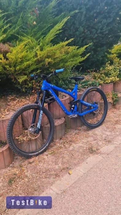 Commencal meta