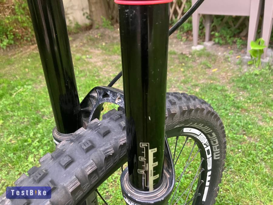 Commencal Meta AM V4 race 2015