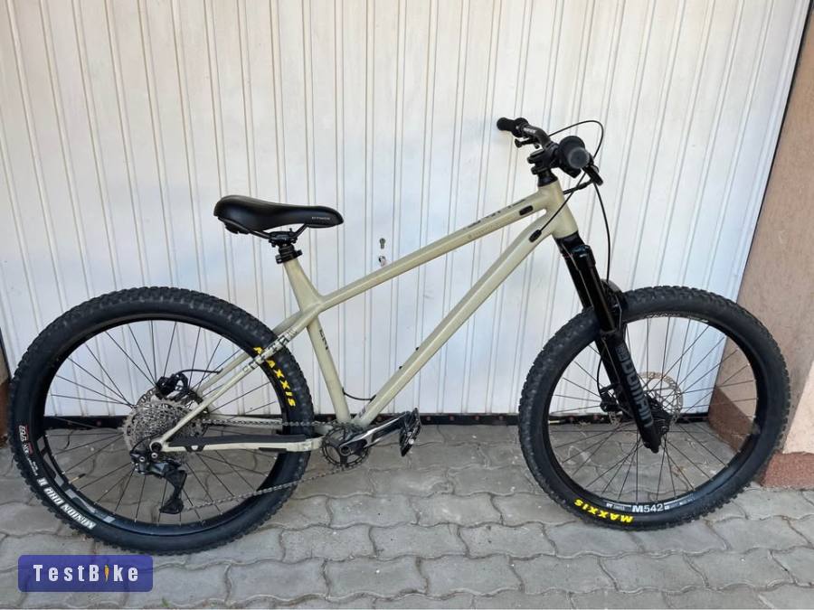 Commencal Meta HT – Enduro Hardtail