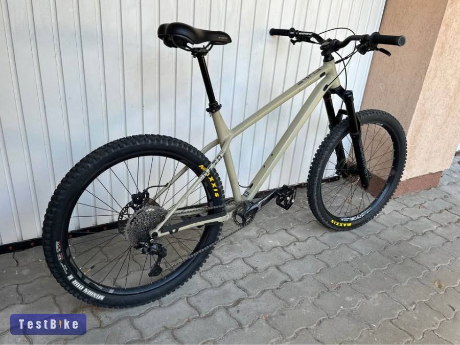 Commencal Meta HT – Enduro Hardtail