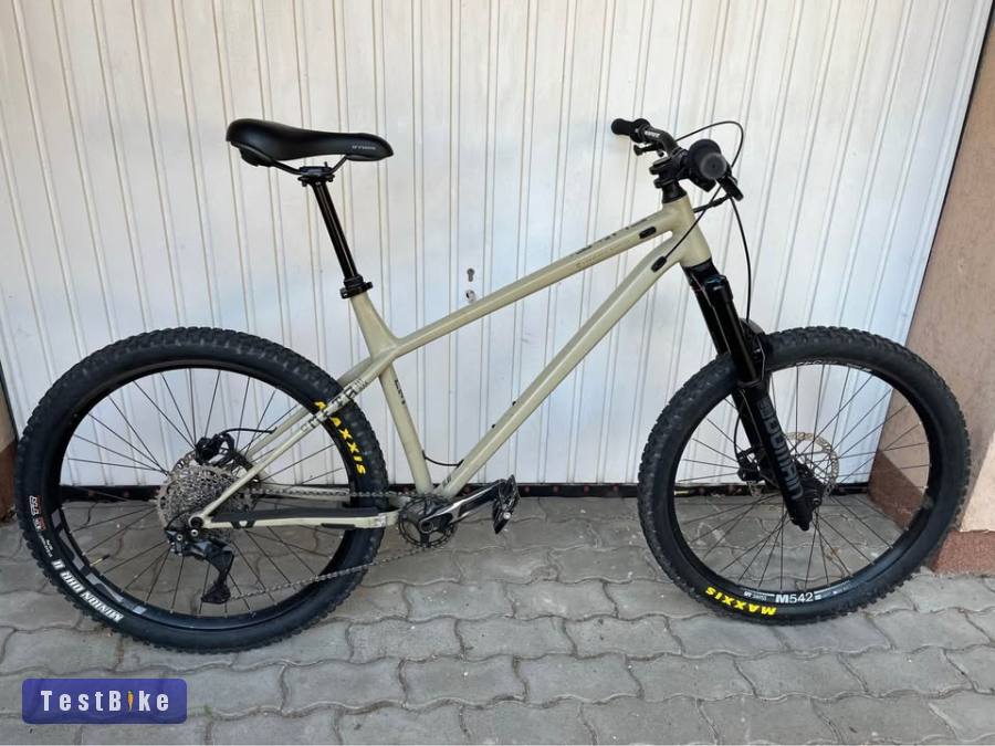 Commencal Meta HT – Enduro Hardtail