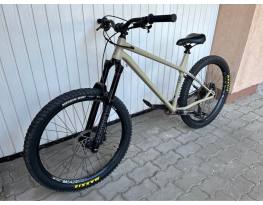 Commencal Meta HT – Enduro Hardtail