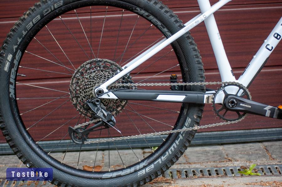 Commencal Meta HT V3 2025