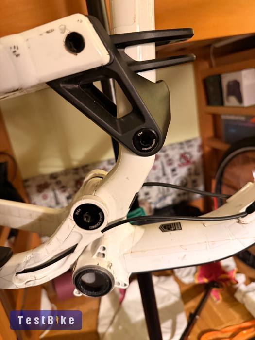 Commencal meta sx v4 2024