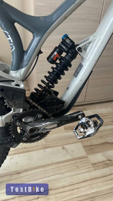 Commencal Supreme V4, 29