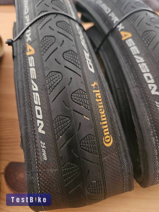 Continental, Vittoria külsők