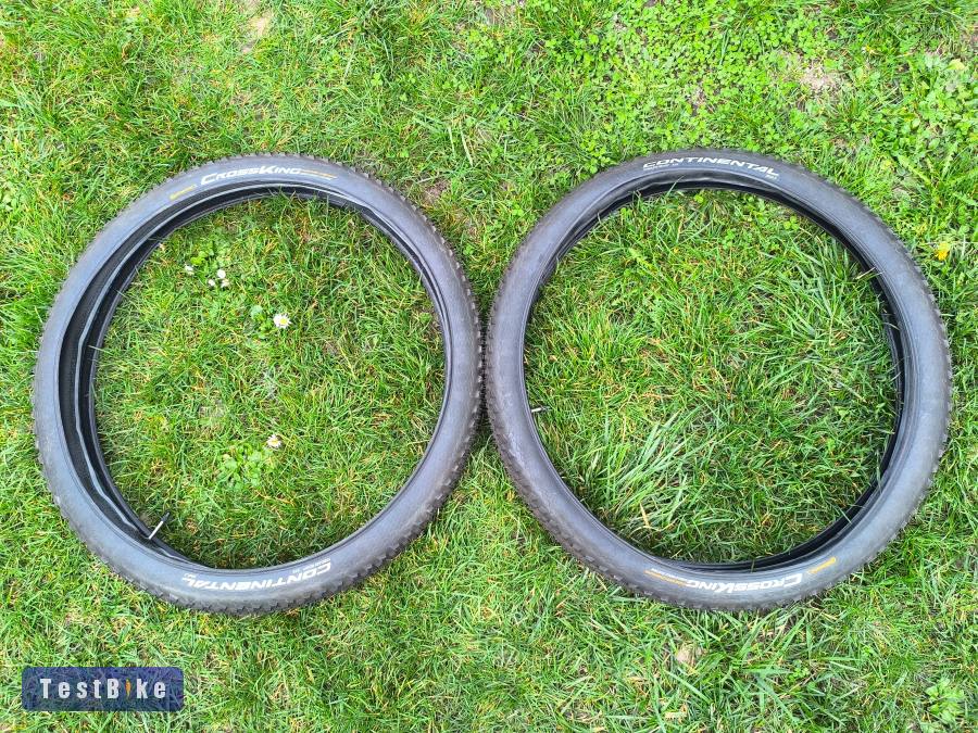 Continental Cross King 26"-os gumik belsővel