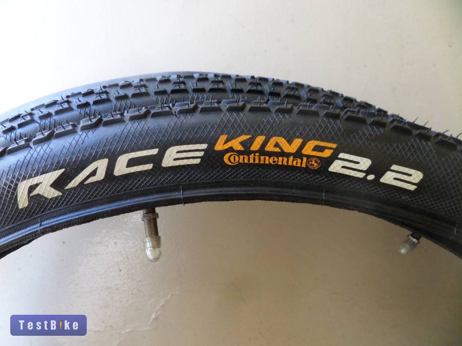 Continental Race King 2.2 hajtogatós féláron postával patika