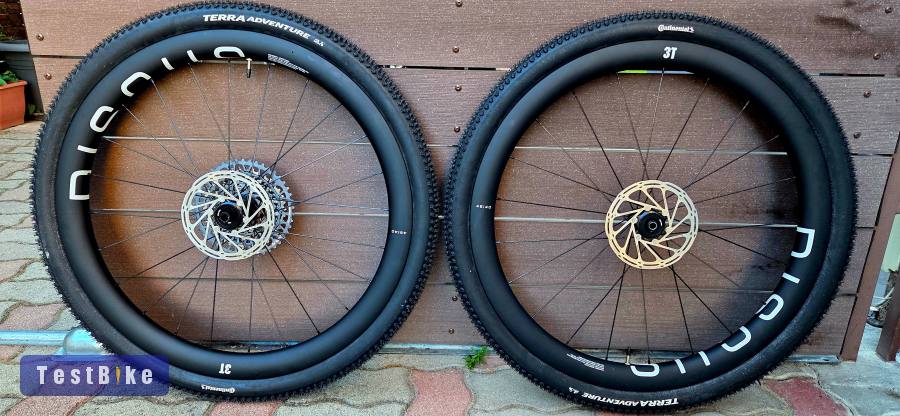 Continental Terra Adventure 50-622 / 28x2.0, Új gravel gumik