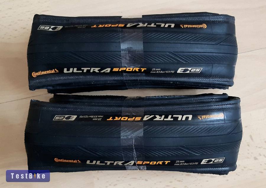 Continental Ultra Sport külső gumik. Használt, új állapot