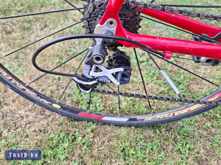 Corratec alu/carbon országúti, fitnesz 62cm