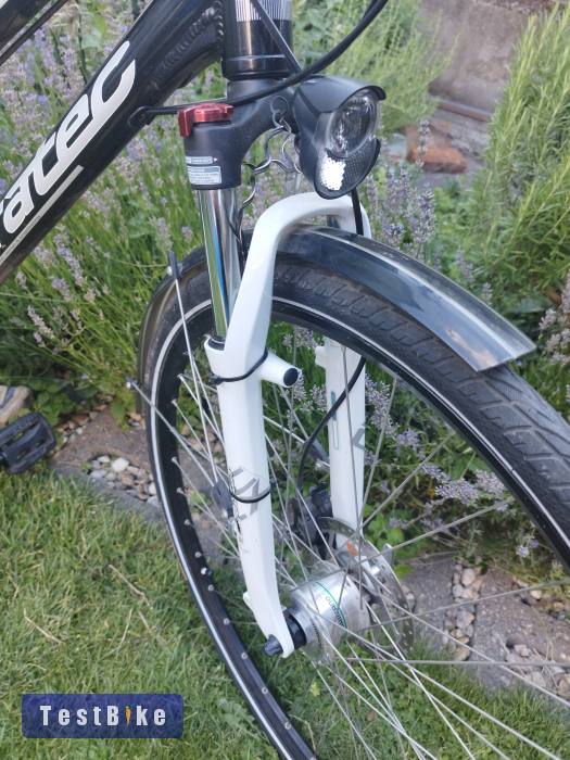 Corratec női 28" trekking 27 sebességes tárcsafékes