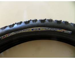 Corratec vintage mtb gumiszett alig futott, 26-2.1 külső gumi