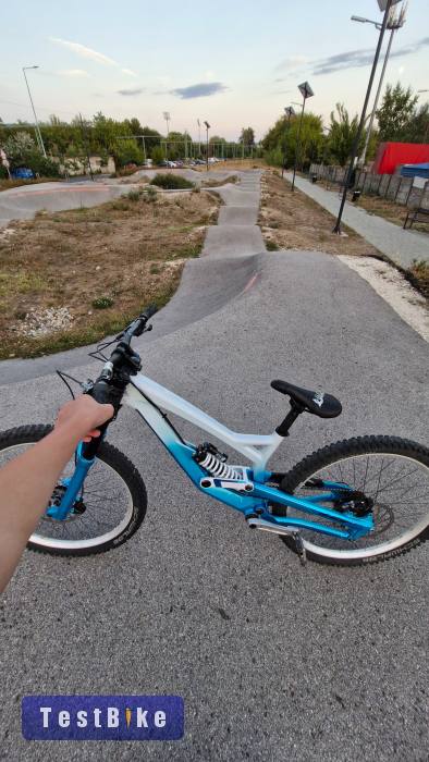 Costum YT Tues CF Pro