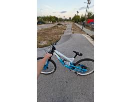 Costum YT Tues CF Pro