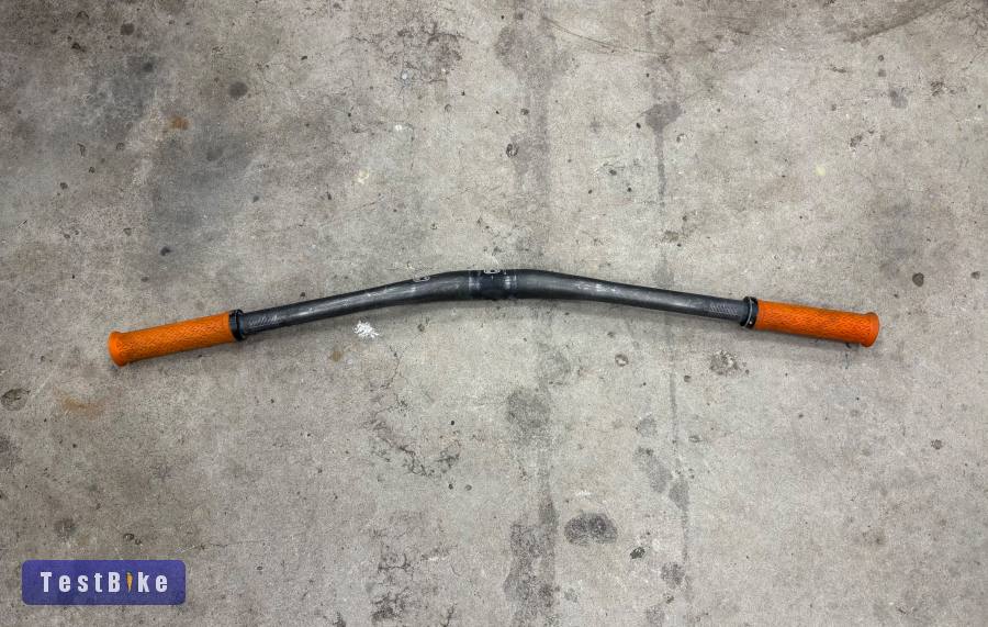 Crankbrothers dh kormány Propain bilincses markolattal