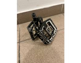 Crankbrothers Mallet DH