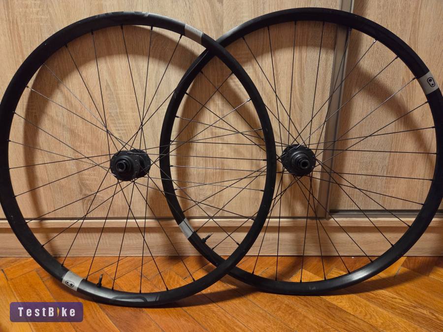 Crankbrothers Synthesis Enduro kerékszett negyed áron