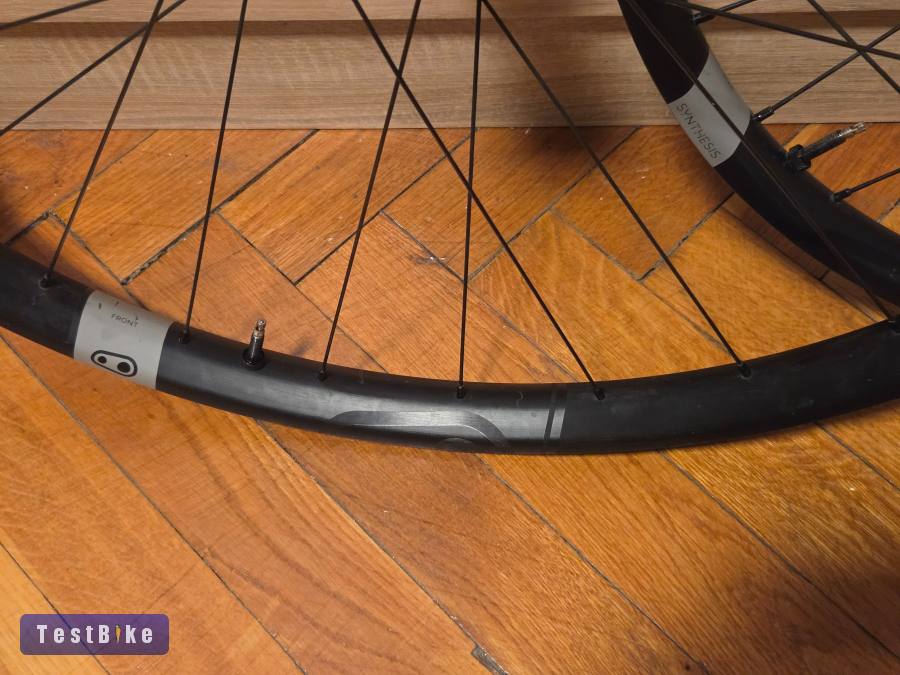 Crankbrothers Synthesis Enduro kerékszett negyed áron