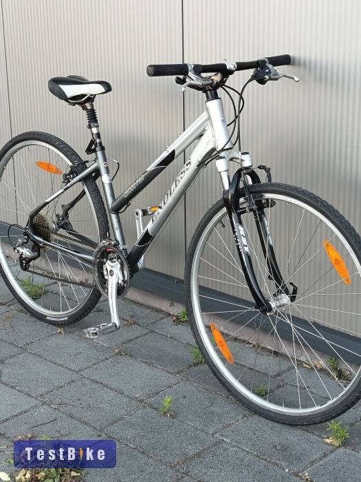 Cross Pro Német Prémium Trekking Bike Deore szettel, telóval