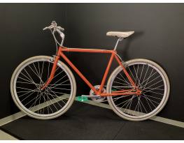 csajos városi fixie/single speed bringa