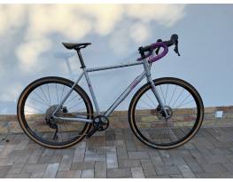 Csepel Deepspace 54-es gravel bringa Grx-el