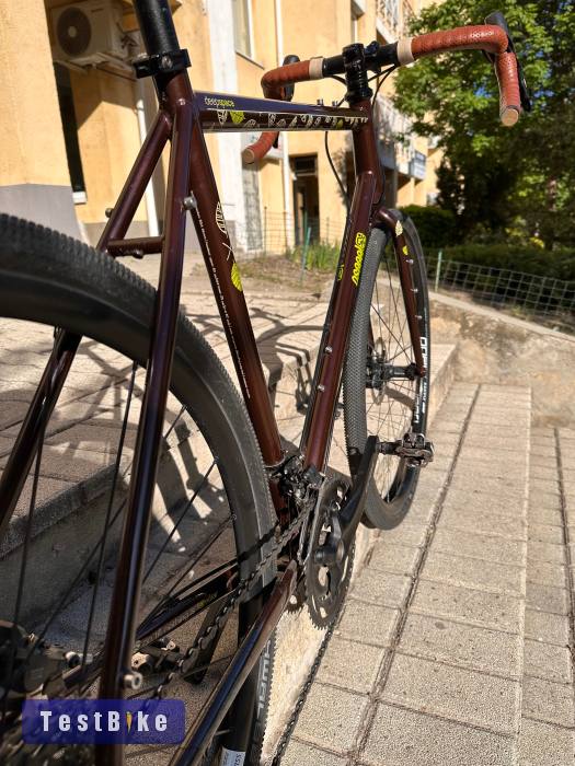 Csepel Deepspace 56 acél gravel