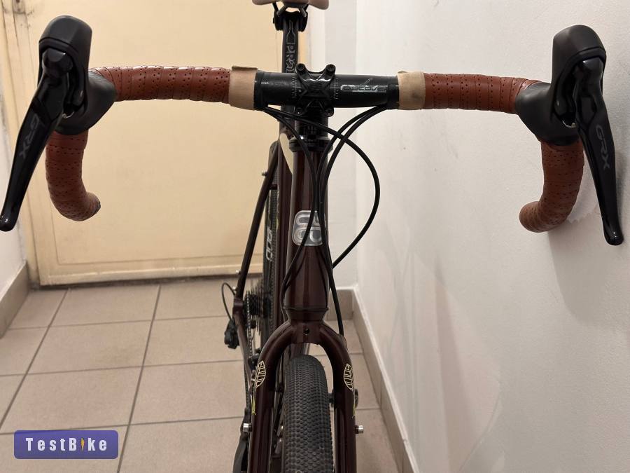 Csepel Deepspace 56 acél gravel