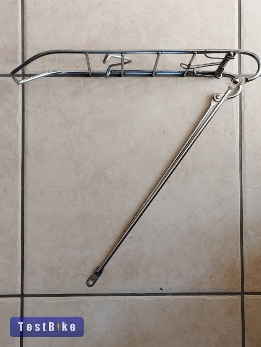 Csepel kerékpárra való eredeti króm csomagtartó, jó állapot