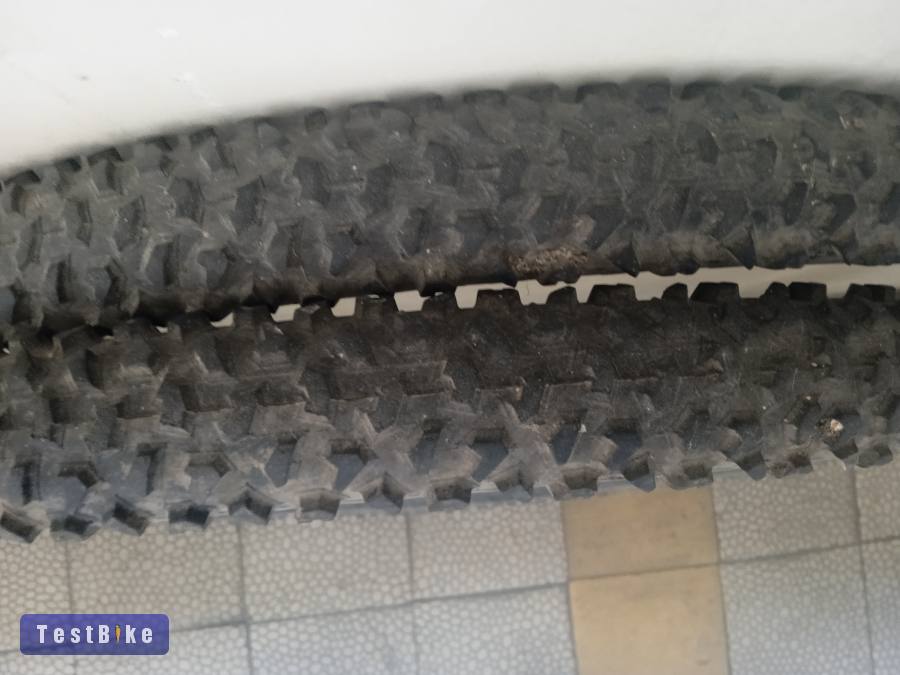 Cst Cheyenne 26x2.4
