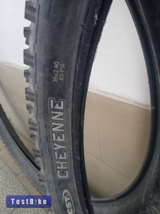 Cst Cheyenne 26x2.4