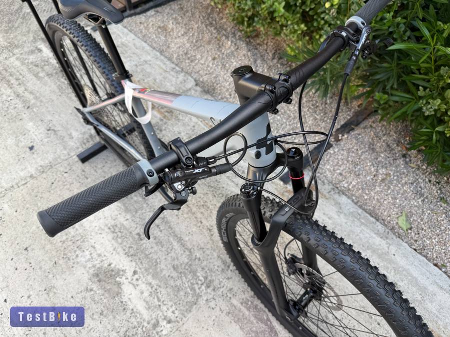 Cube Access Pro C:62 karbon mtb új