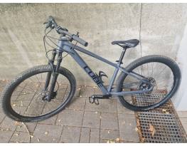 CUBE ACID 27,5 -ös MTB, S -es méretben; Rockshox, Sram NX