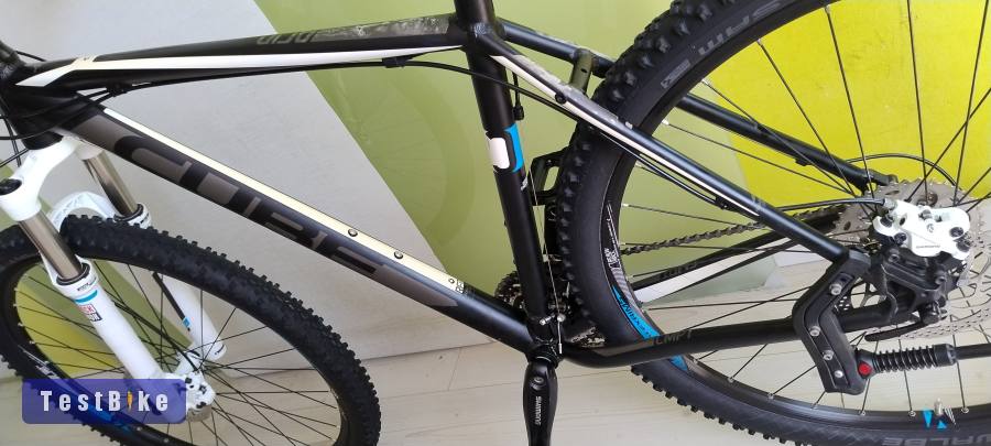 Cube Acid 29", hidraulikus fék, RockShox légrugó, Deore, XT