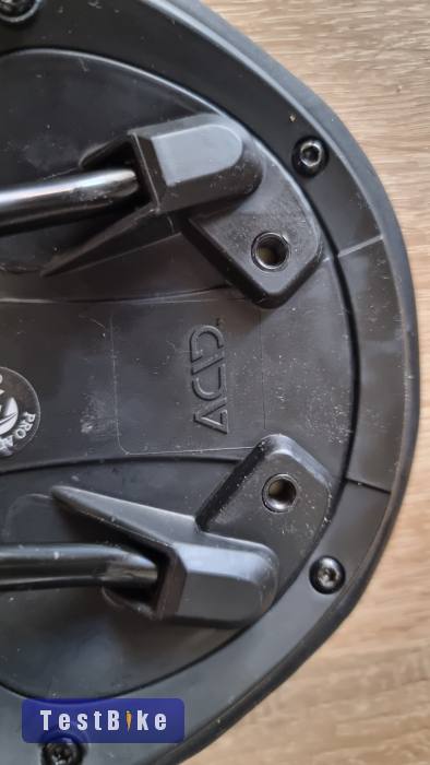 Cube Acid Venec nyereg