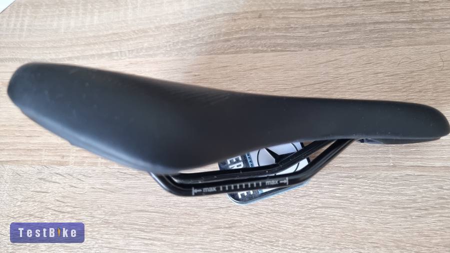 Cube Acid Venec nyereg