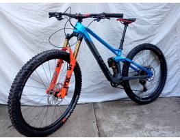 HÚSVÉTI AKCIÓ Cube Action Team Stereo SL150 karbon