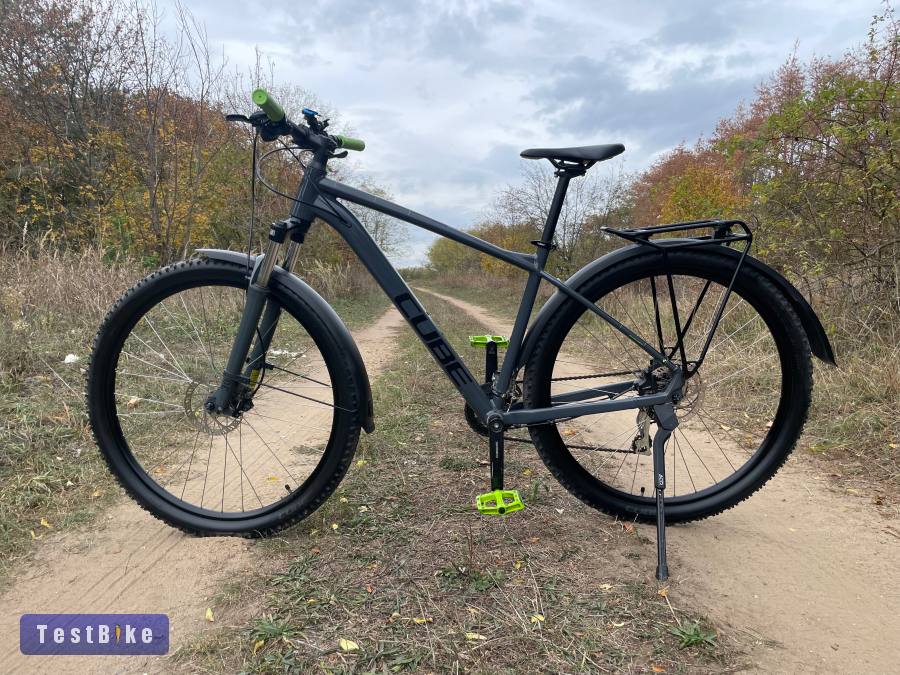 Cube Aim Pro 29” 2022 gyári kiegészítőkkel