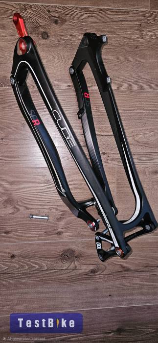 Cube AMS 100 SHPC karbon hátsó rész