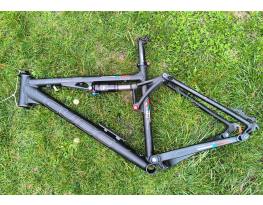 Cube AMS 125 váz Fox Float RP 23 rugóstaggal 