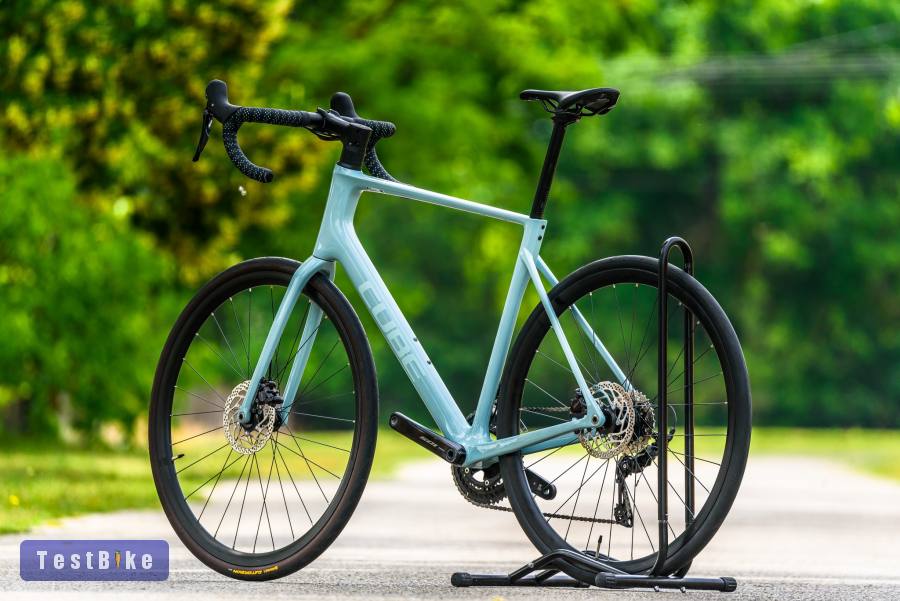 Cube Attain C:62 Race (58) karbon országúti kerékpár