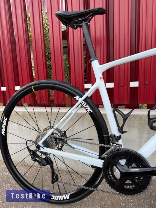 Cube Attain Carbon GTC 105 Shimano Mavic felni 