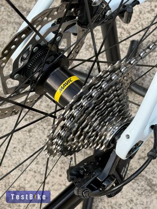 Cube Attain GTC Carbon Shimano 105 Mavic Felni Continental 