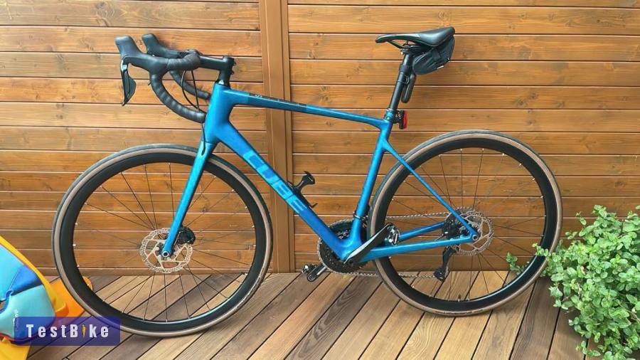 Cube Attain GTC SLX 105 Di2 2x12 Karbon országúti           
