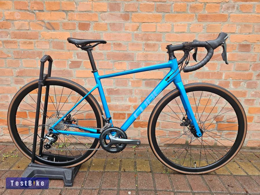 Cube Attain Race Endurance országúti 2x10 ShimanoTiagra 53cm