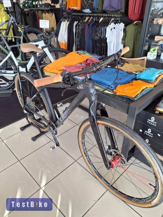 Cube C62 Full Carbon AXS 1.2M