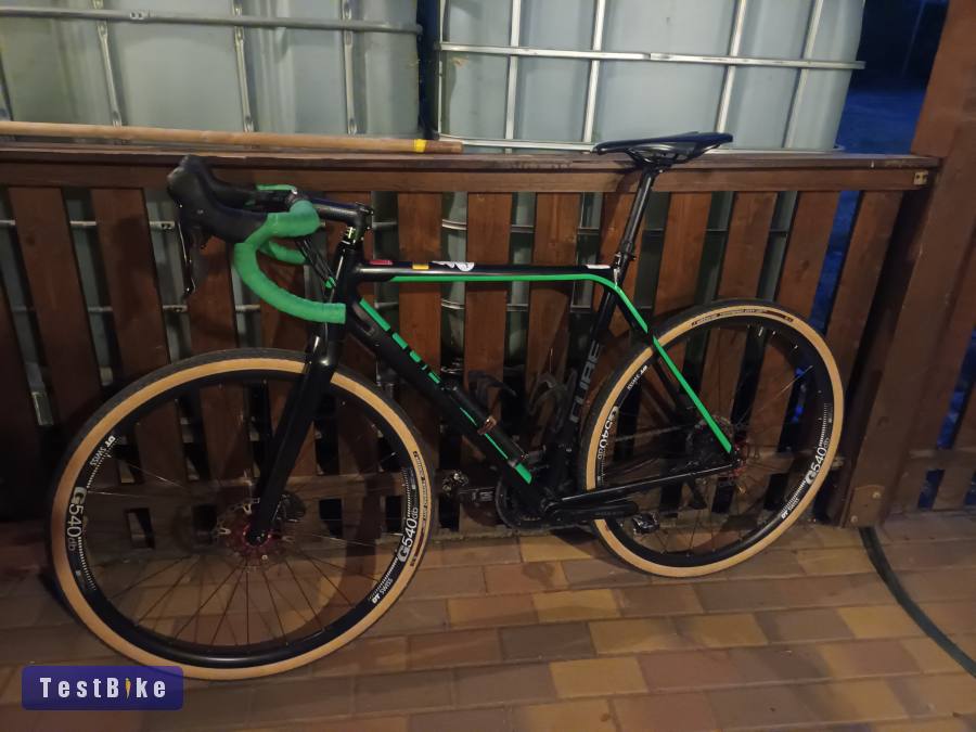 Cube Cross Race