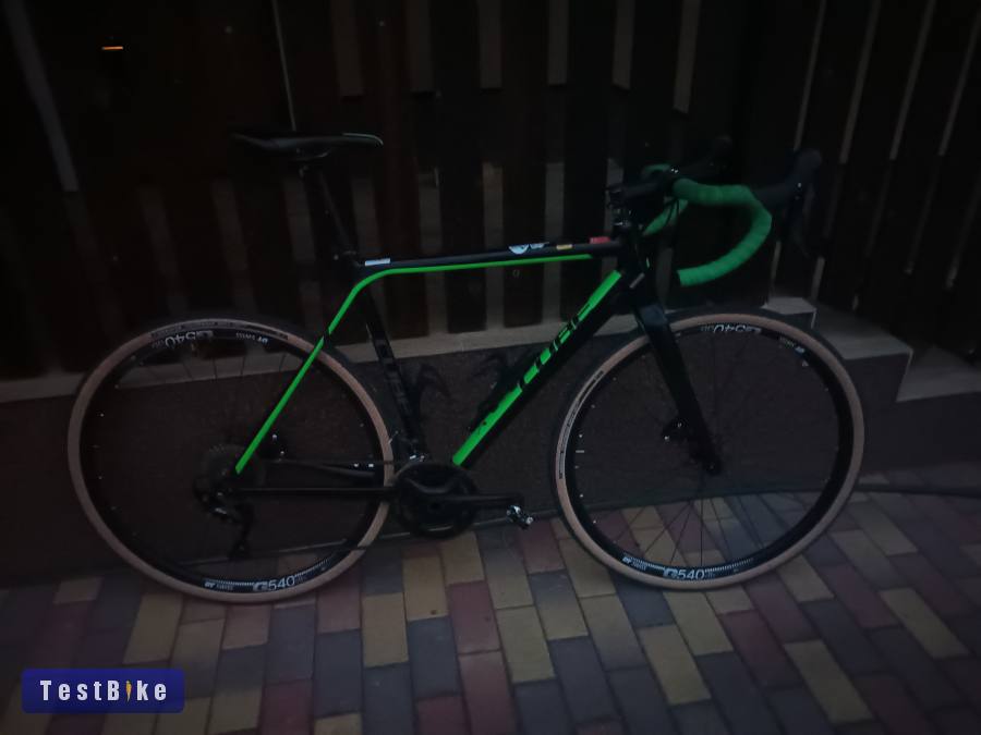 Cube Cross Race