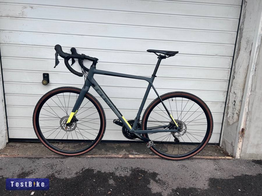 Cube Cross Race L méret 105 szettel