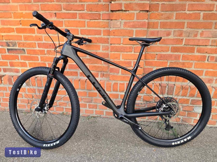 Cube Elite C62 One 29” L-es Carbon Mountain bike 